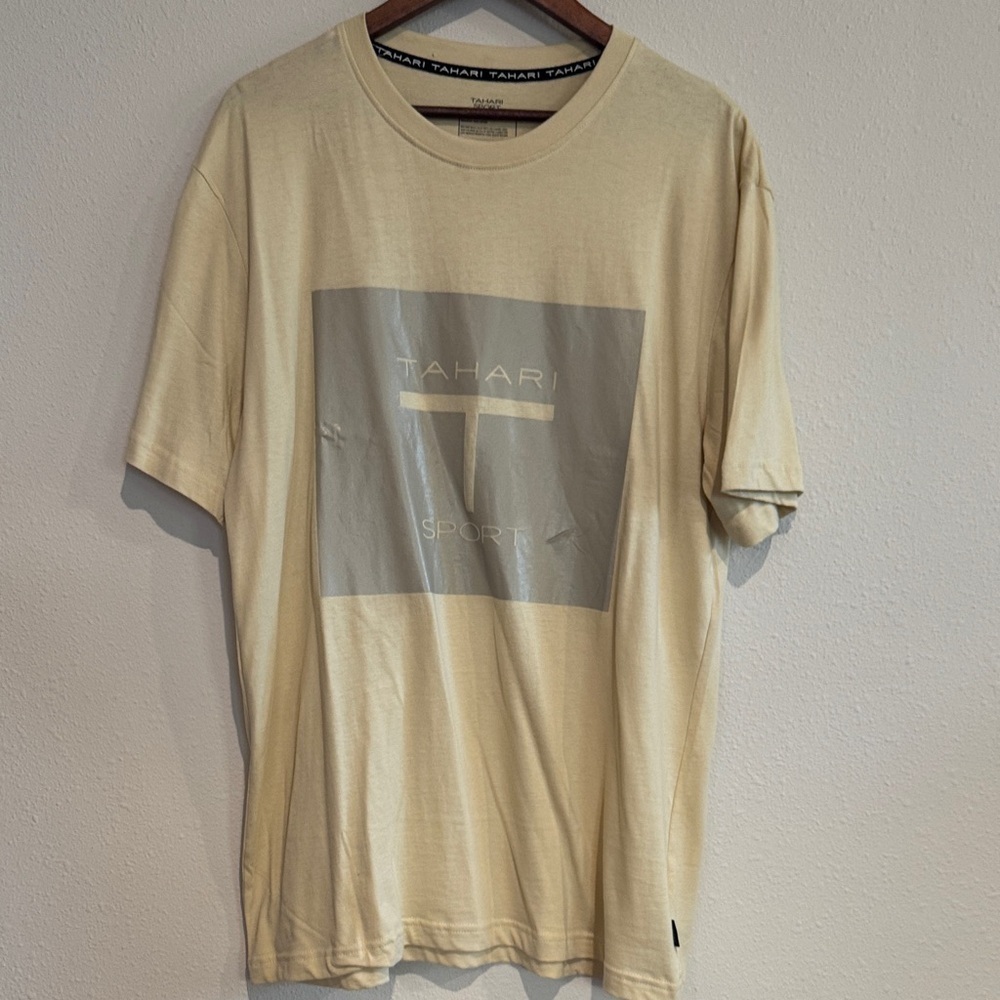 Tahari Men's Tan Graphic T-Shirt